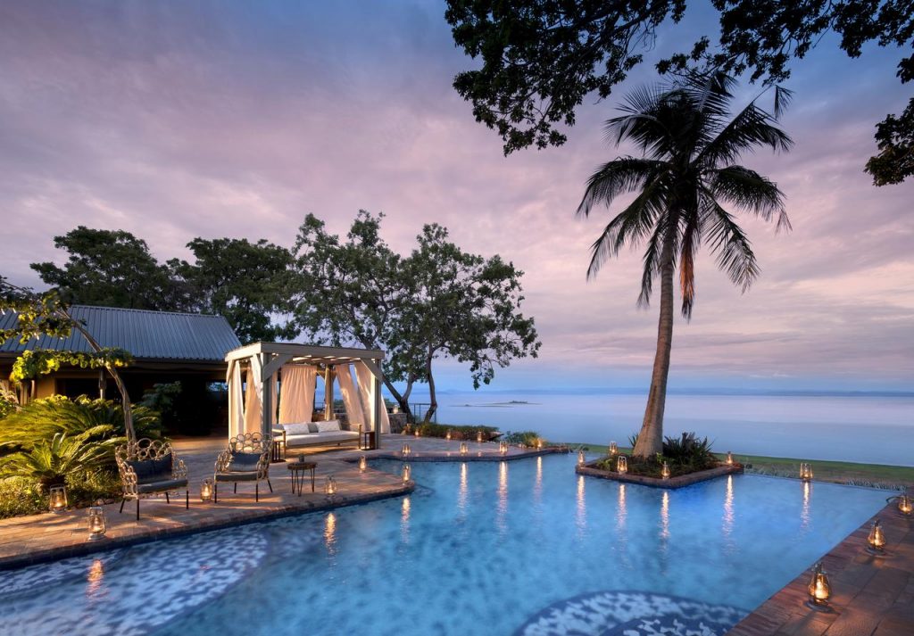 Zimbabwe - Lake Kariba - 1564 - Bumi Hills Safari Lodge Swimming Pool