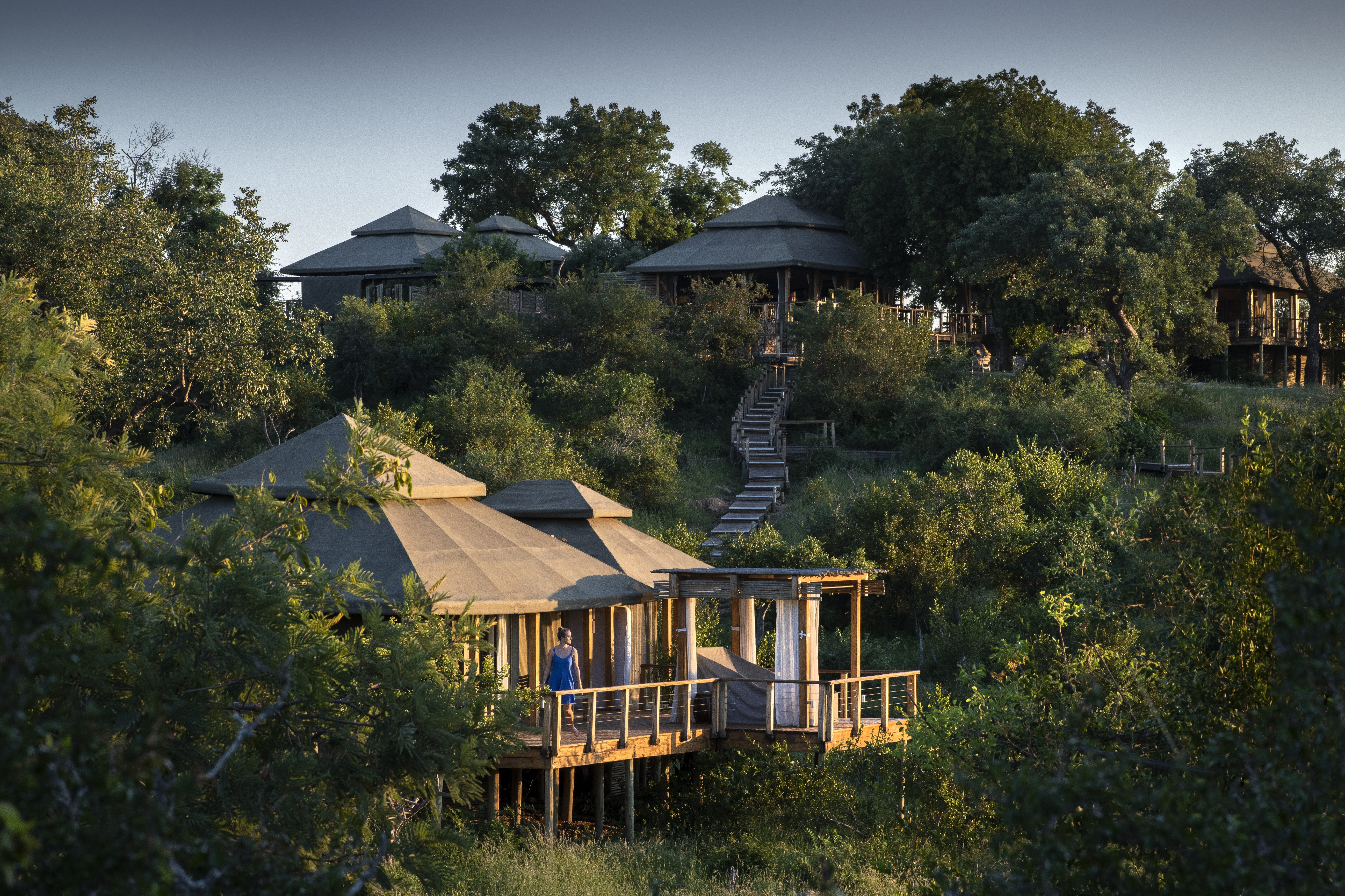Simbavati Hilltop Lodge-Exterior