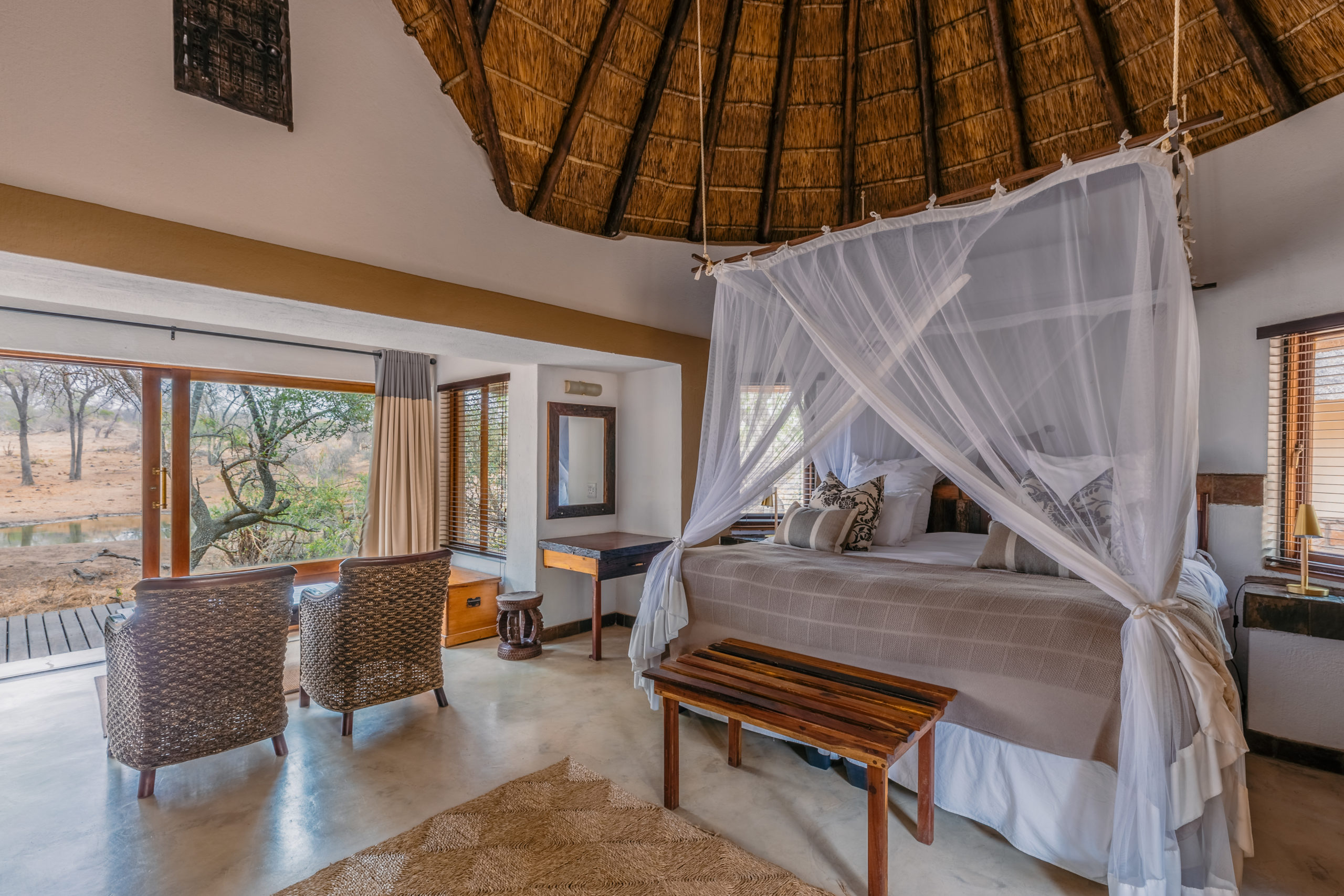 Thornybush Serondella Lodge -Standard Suite