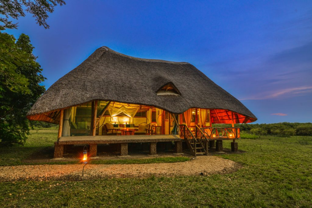 Uganda - Murchison Falls National Park - 1568 - Bakers Lodge Suite at night