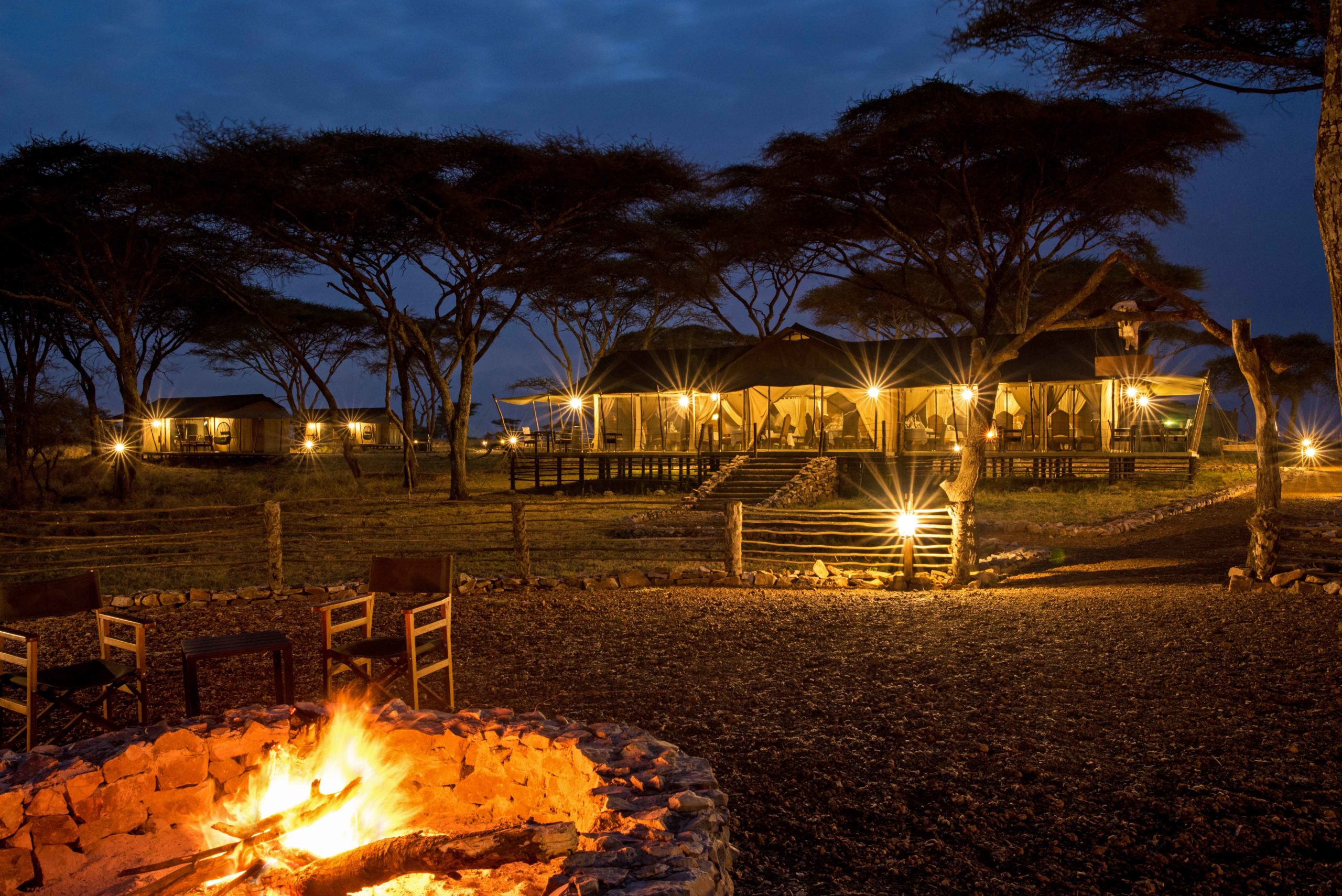 Ole Serai Luxury Camp Turner Springs Boma fire pit at night