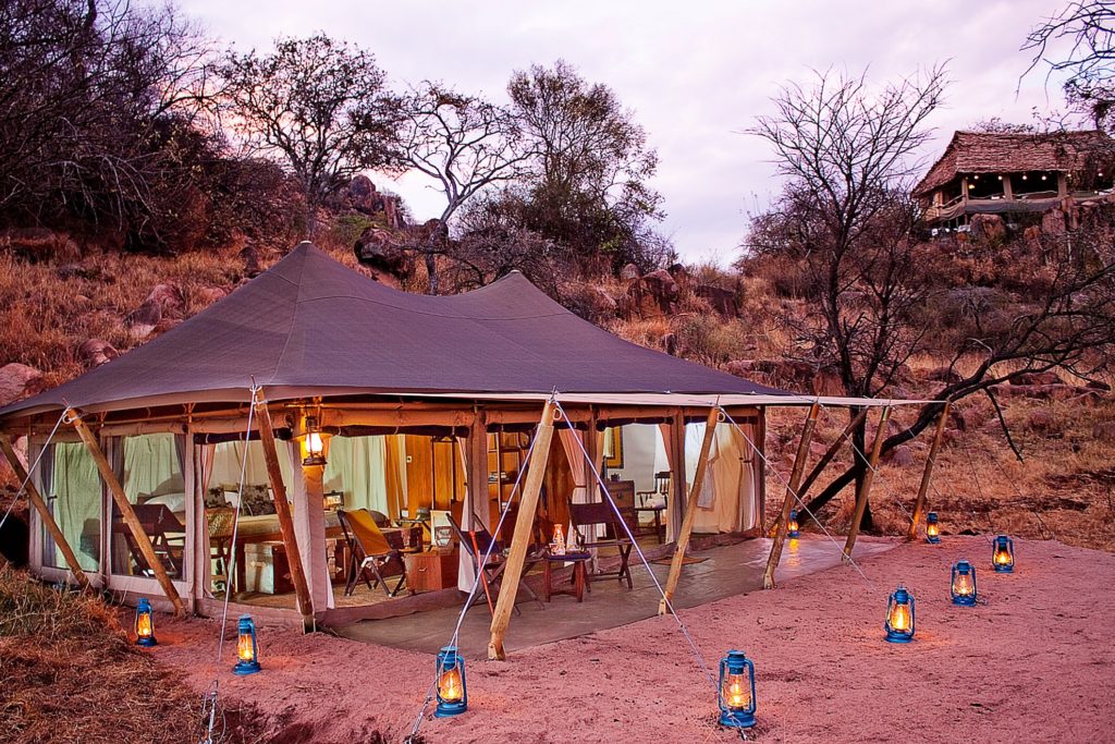 Tanzania - Central Serengeti - 1568 - Elewana Serengeti Pioneer Camp Exterior area