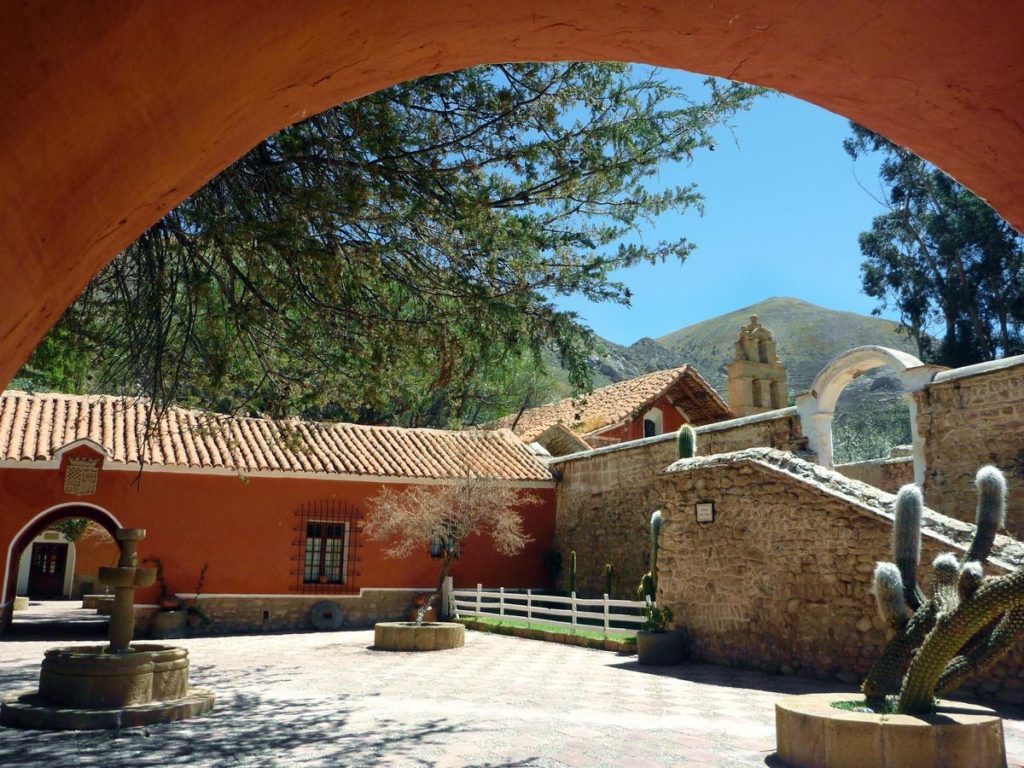 Bolivia - Potosi - 1561 - Museo Cayara Exterior