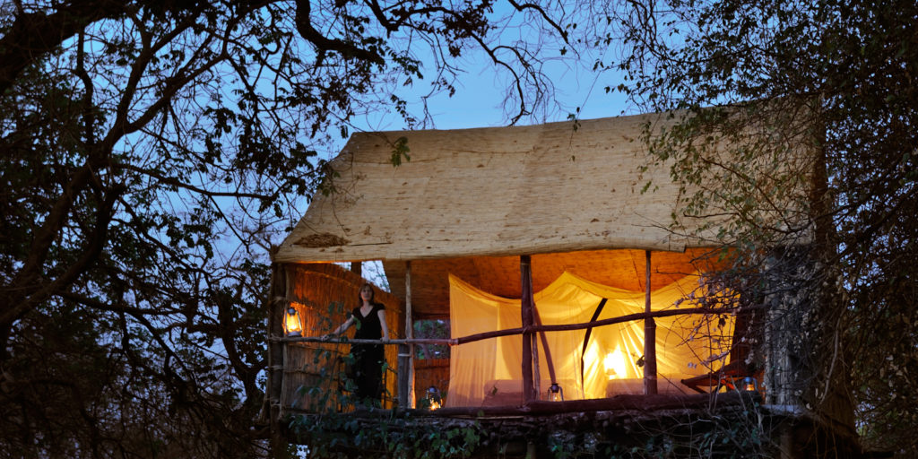Zambia - 1552 - South Luangwa - 1564 - Camp at Night