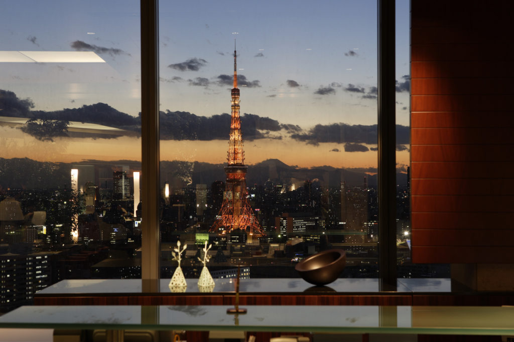Japan - Tokyo - 18261 - Park Hotel restaurant view at night