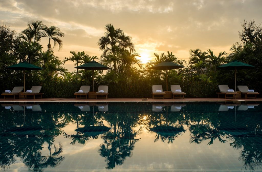 Cambodia - Phnom Penh - 18260 - Pool at sunset
