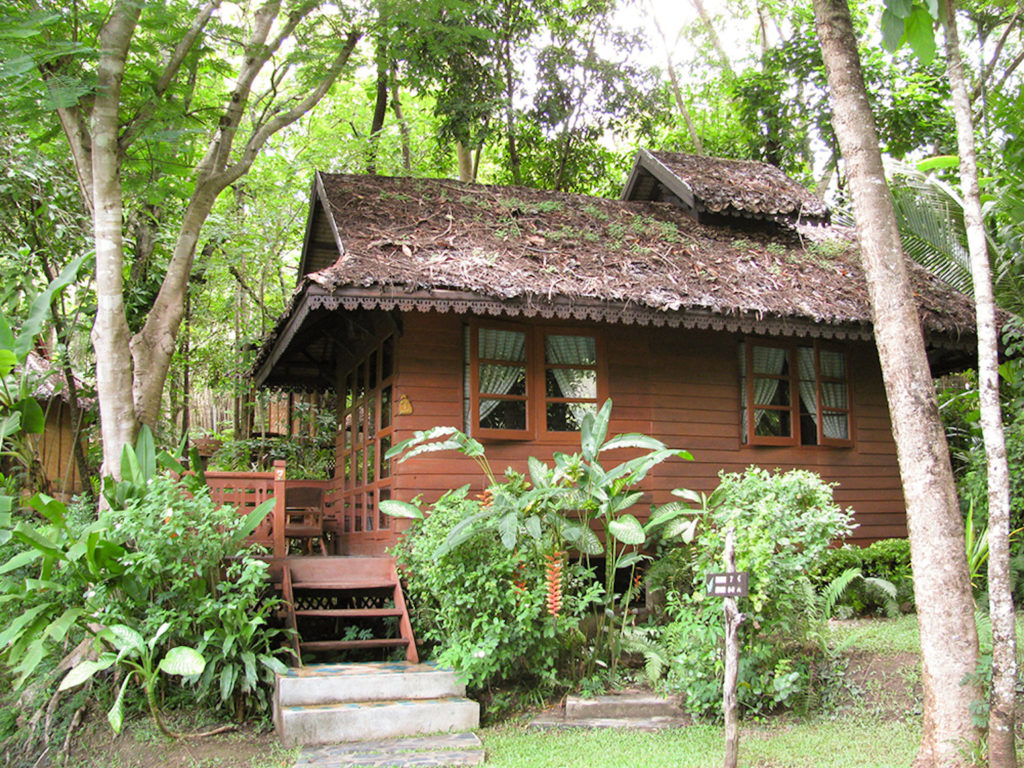 Thailand - Mae Hong Son - 18264 - Lodge Exterior