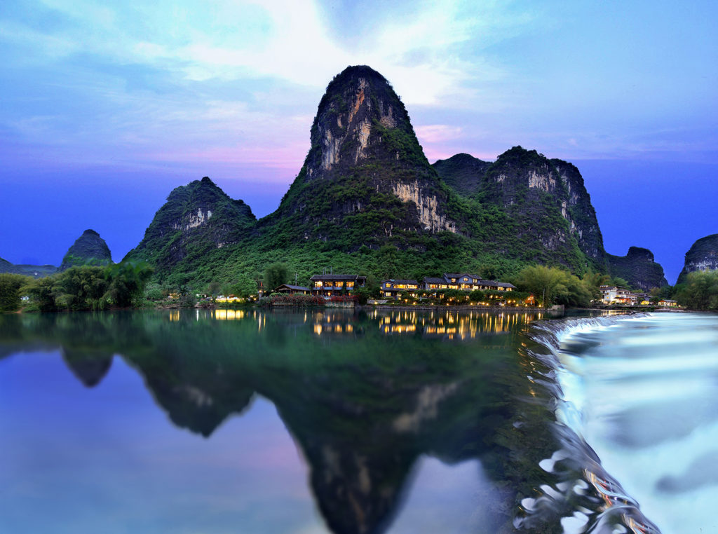 China - Guilin - 18262 - Yangshuo Mountain Retreat lake