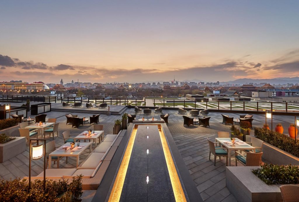 China - Beijing - 18262 - Mandarin Oriental Outdoor Tables