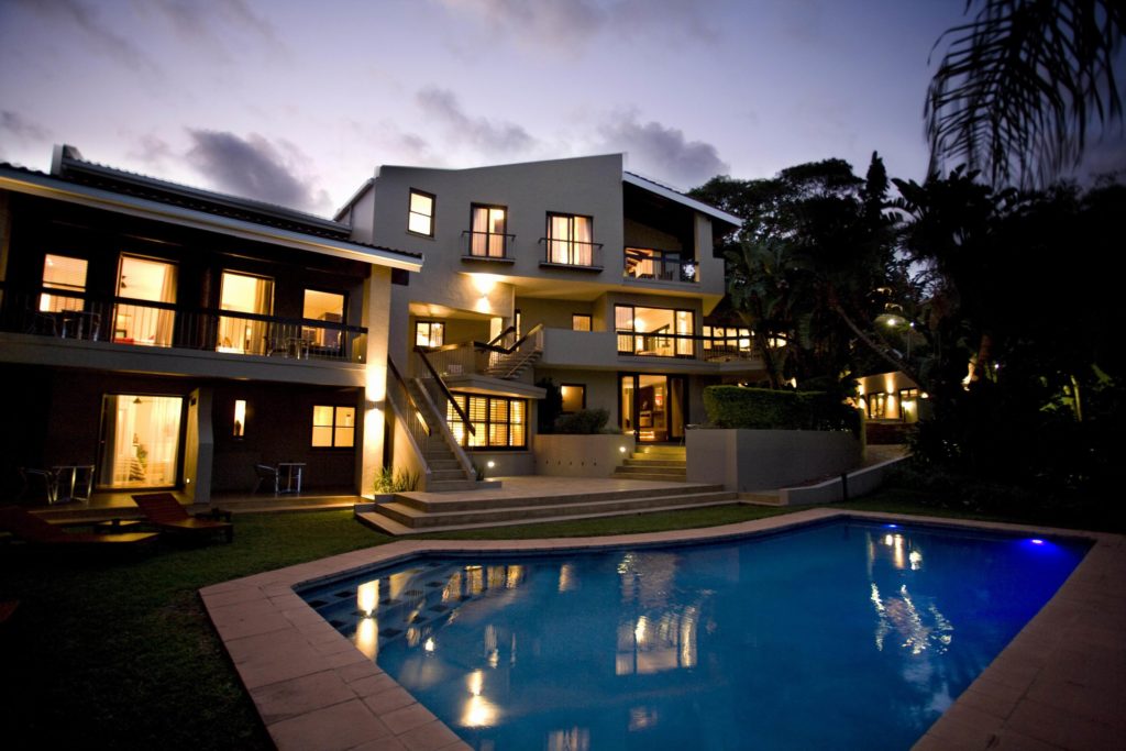 South Africa - Umhlanga - Teremok Marine Lodge - Swimming pool and gardens