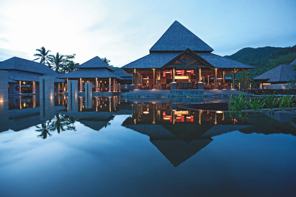 Seychelles - Mahe island - 1554 - Constance Ephelia Resort at night