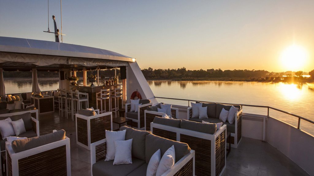 Stanley & Livingstone Boutique Hotel - Boat Trip